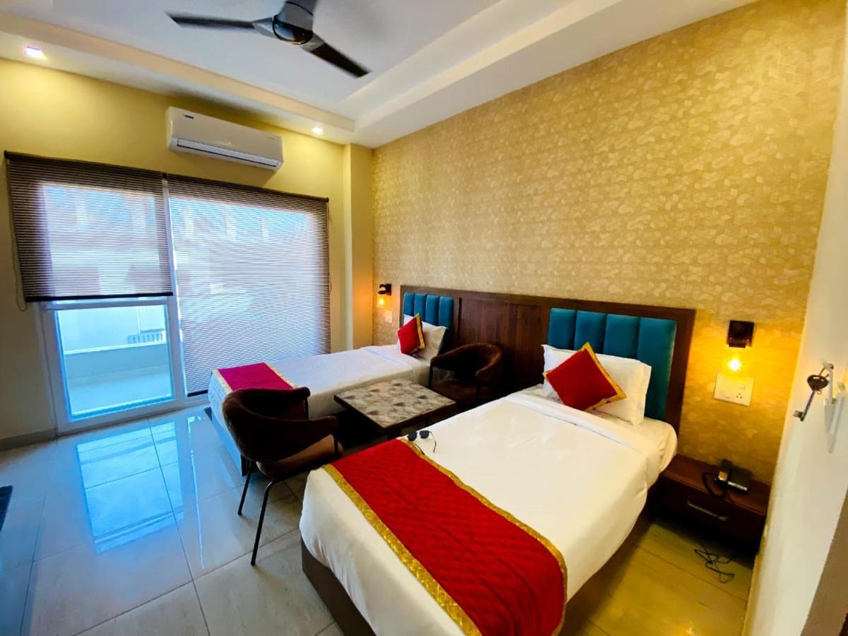Hotel Singla Residency Кангра Экстерьер фото